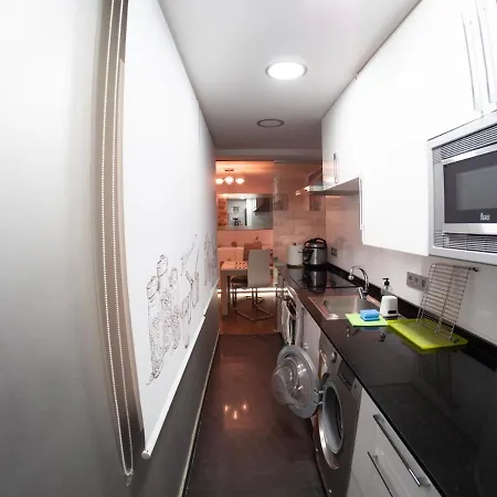 Apartamento Piso Céntrico En Con Wifi *