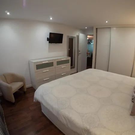 Piso Céntrico En Con Wifi Apartamento Oviedo